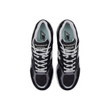 New Balance Men Sneakers